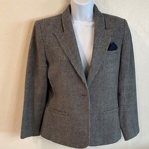 Danielle for Spellbound, wool blend blazer, see photos for measurements